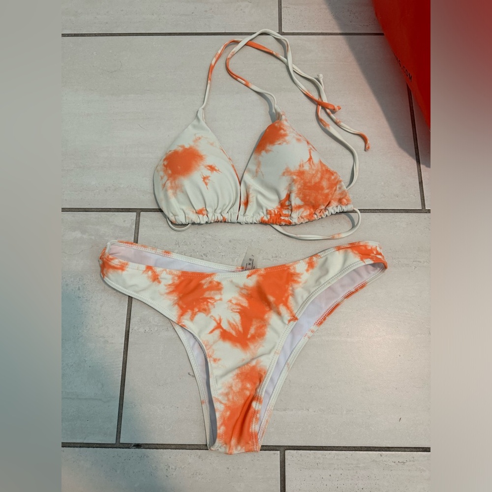 ORANGE BATHING SUIT WITH COVERUP PANTS